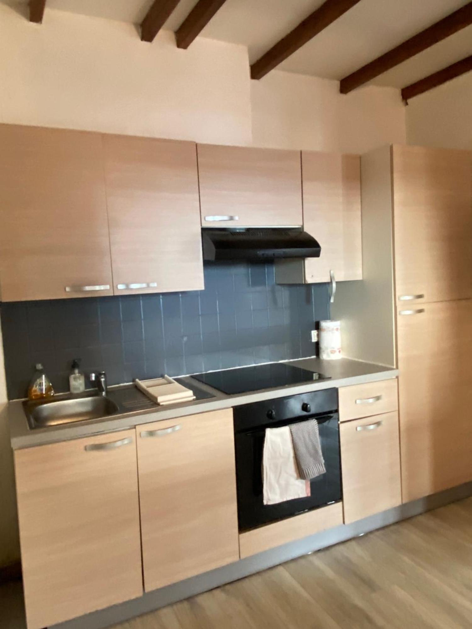 Appartement 3 Pieces Rdc Plein Centre Ville Marciac Exterior photo
